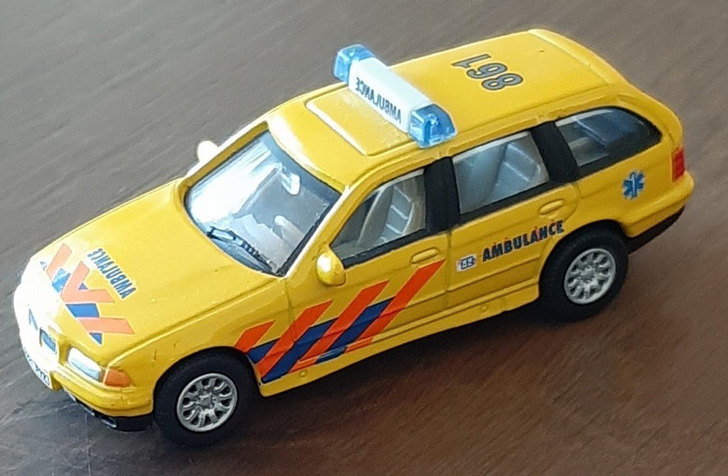 amb 010 bms touring 325i piket auto kenteken 5684 pyk
